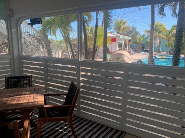 Grace Bay Place Hotel Esterno foto