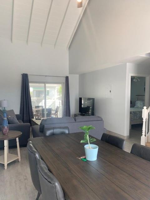 Grace Bay Place Hotel Esterno foto