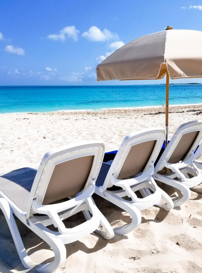 Grace Bay Place Hotel Esterno foto